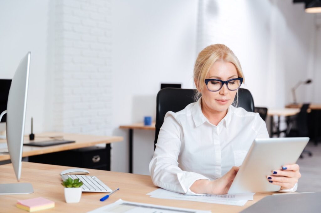 W dzisiejszym dynamicznie rozwijającym się świecie biznesu, zdobycie kontraktu rządowego lub korporacyjnego przez udział w przetargach może znacząco wpłynąć na rozwój firmy